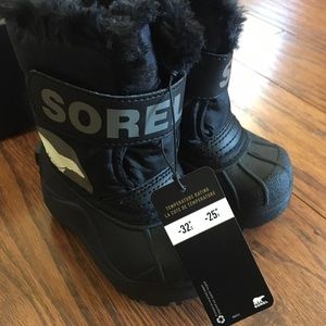 Sorel toddler winter snow boots.